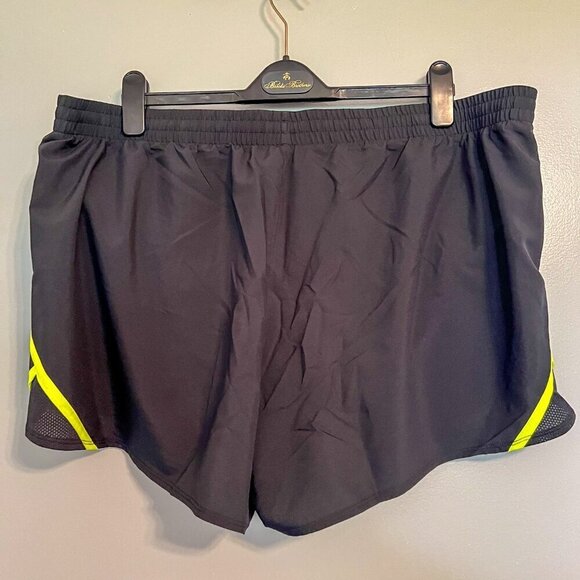 🏷️ NWT Under Armour Women's UA Fly by 3" Shorts Black/High Vis Yellow Size 3XL - Picture 7 of 9